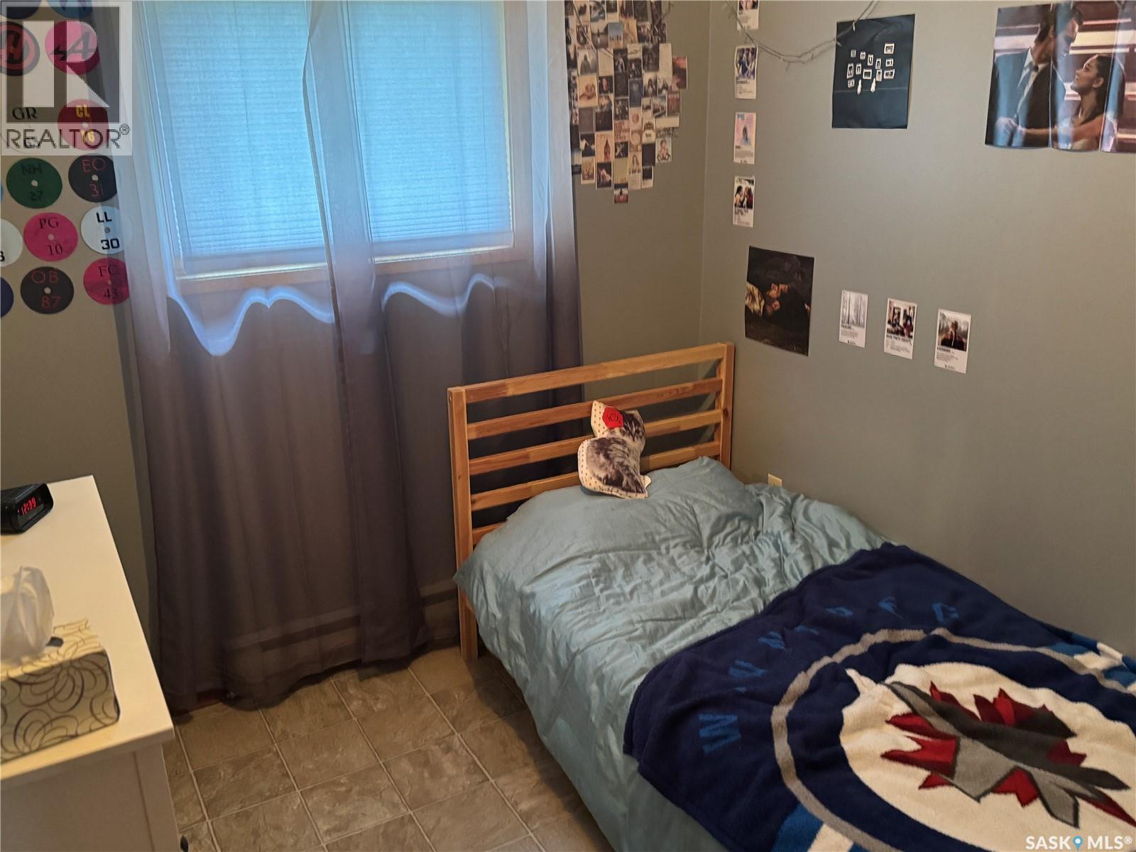 Photo 13 of 808 Potter Crescent, Good Spirit Lake SK