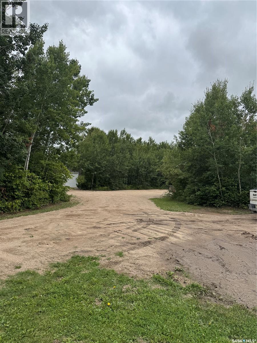 Photo 24 of 808 Potter Crescent, Good Spirit Lake SK