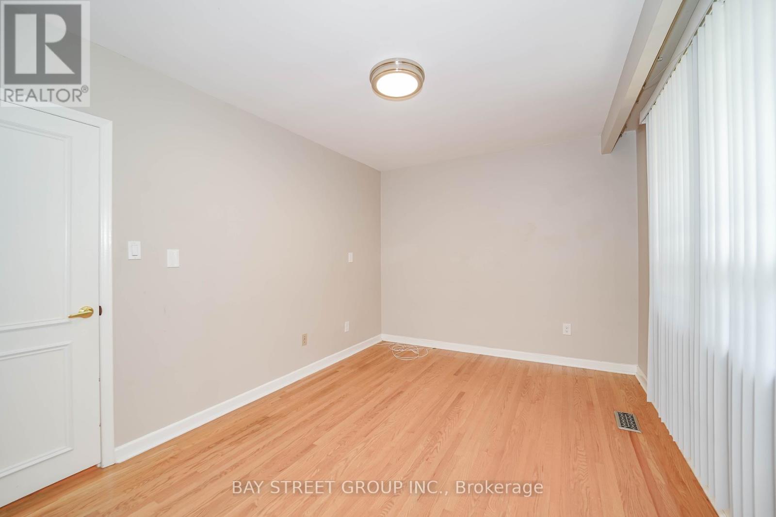 Photo 18 of 683 Conacher Drive, Toronto ON