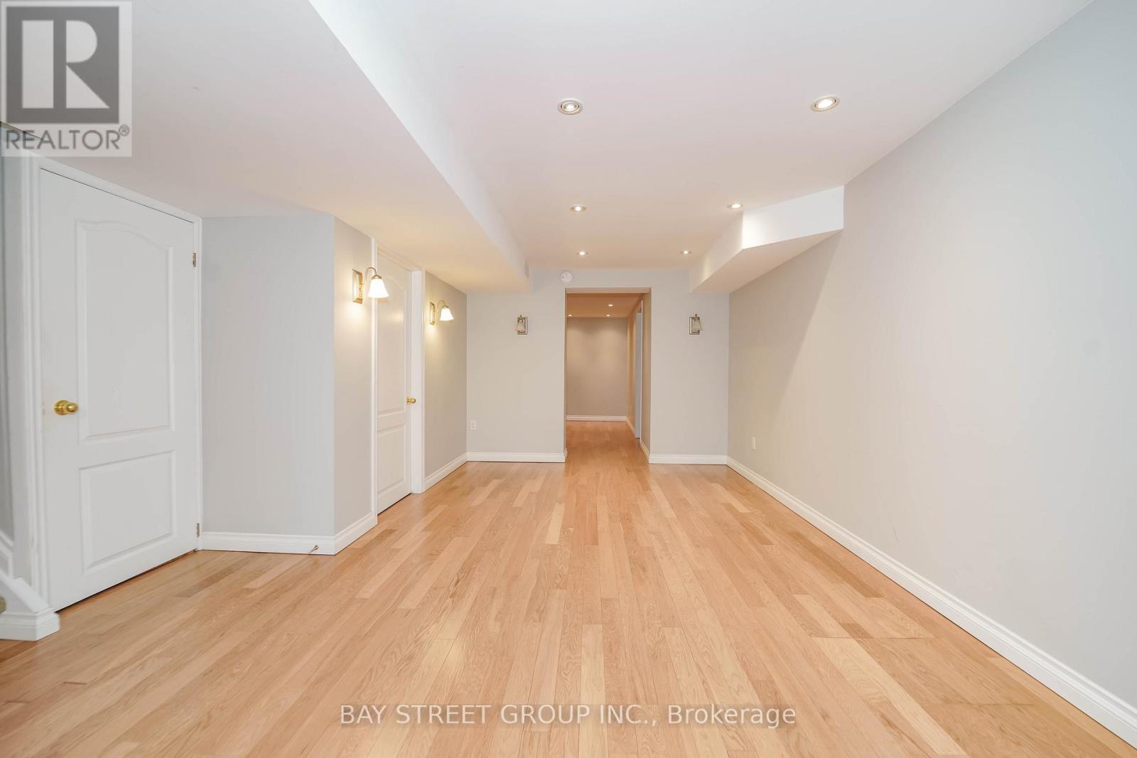 Photo 32 of 683 Conacher Drive, Toronto ON