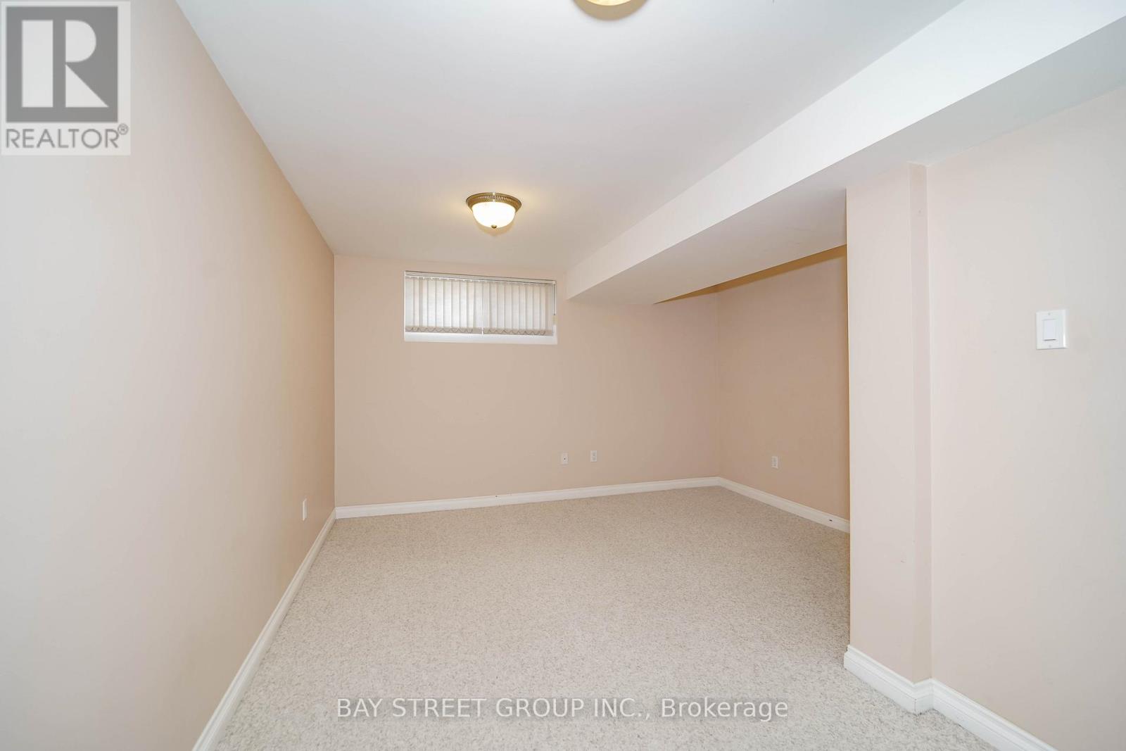 Photo 37 of 683 Conacher Drive, Toronto ON