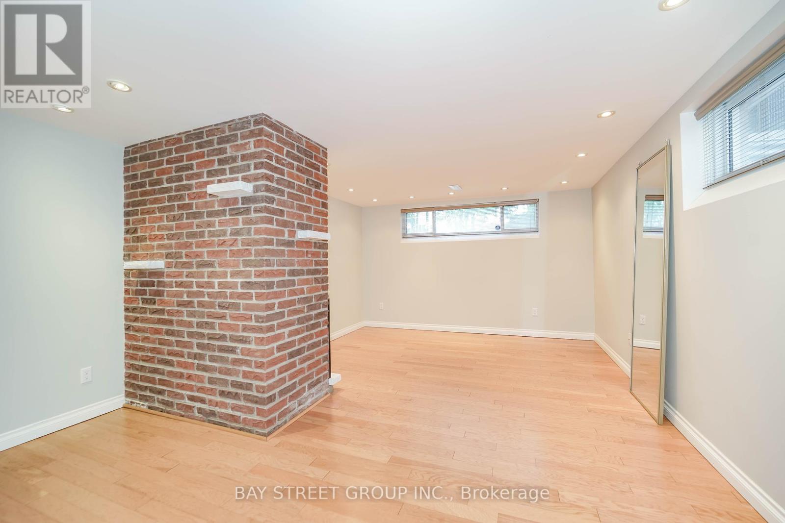Photo 45 of 683 Conacher Drive, Toronto ON