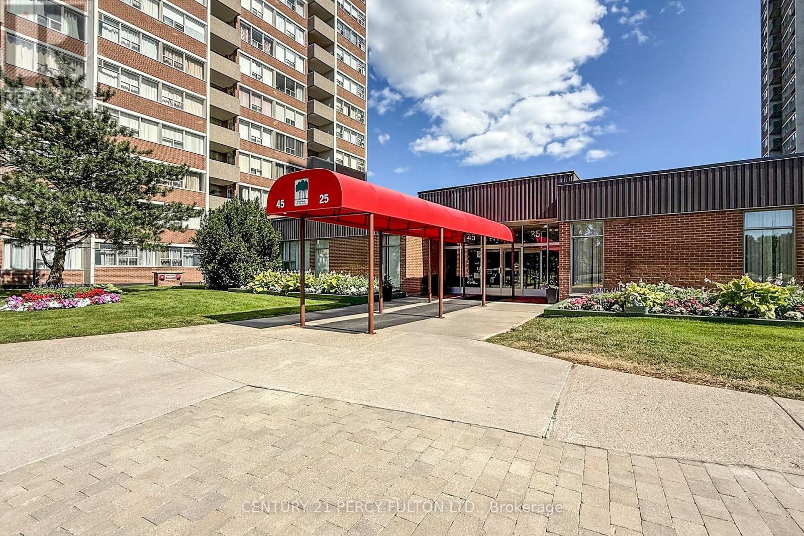 Photo 1 of 1702 45 Silver Springs Boulevard, Toronto ON