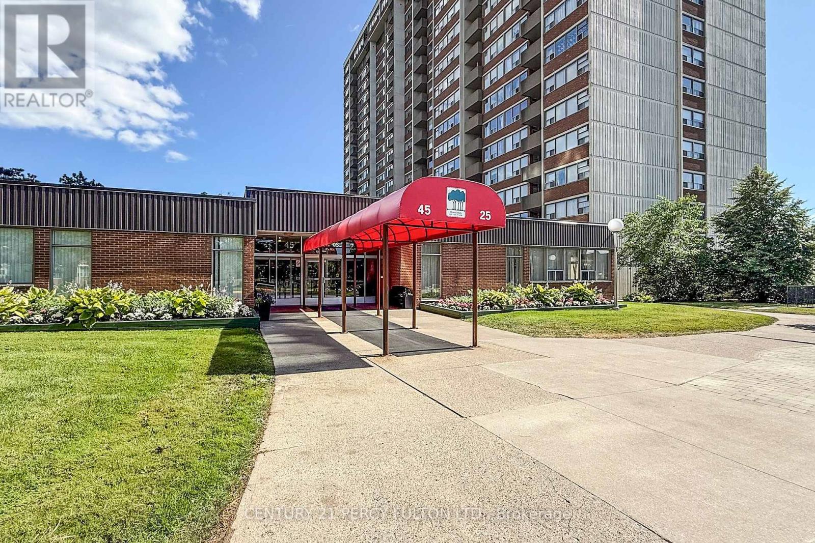 Photo 2 of 1702 45 Silver Springs Boulevard, Toronto ON