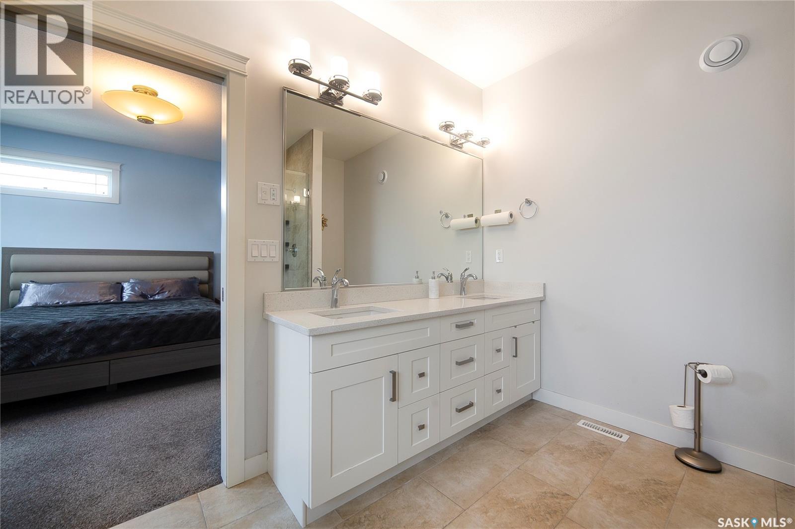 Photo 20 of 334 Gillies Crescent, Saskatoon SK