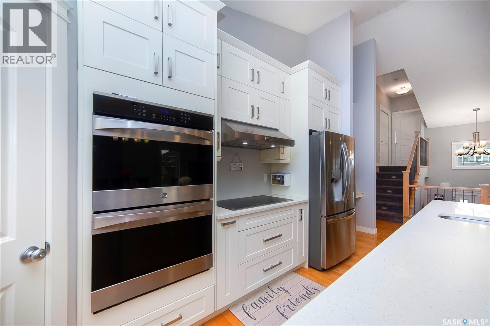 Photo 12 of 334 Gillies Crescent, Saskatoon SK