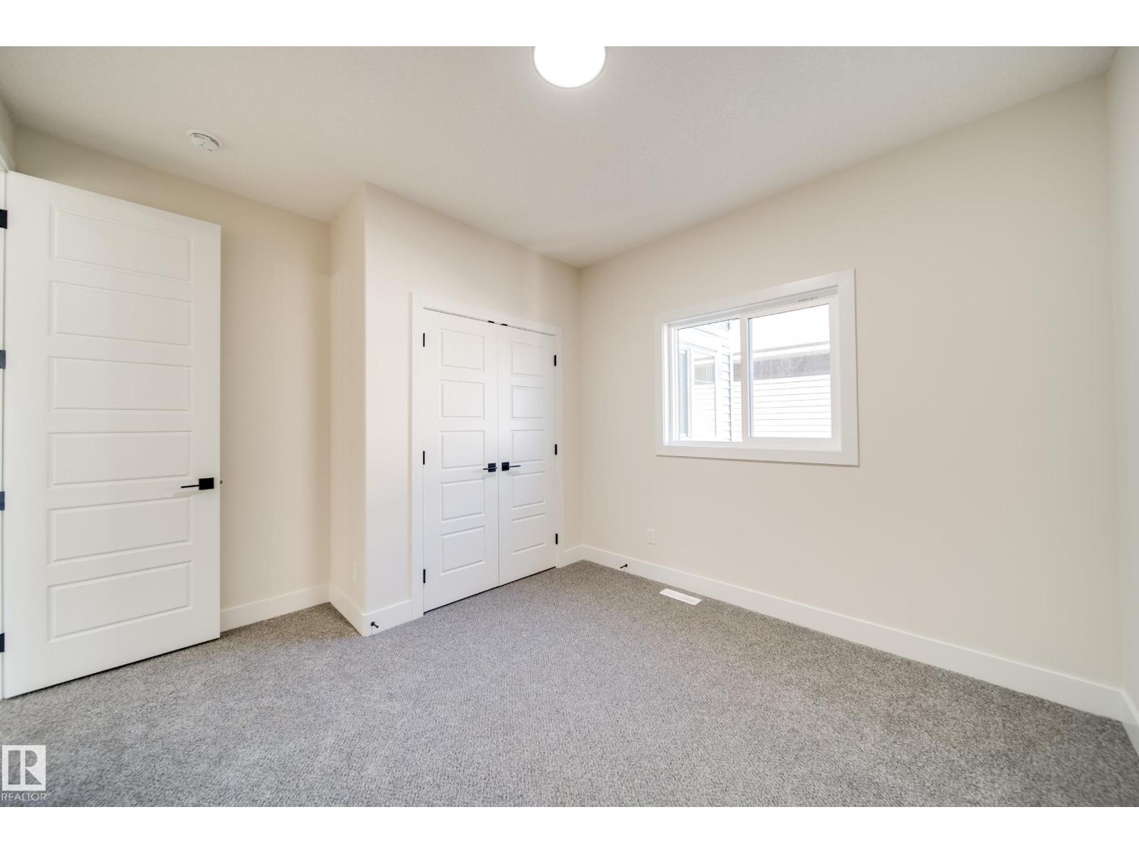Photo 38 of 17047 45 St Nw, Edmonton AB