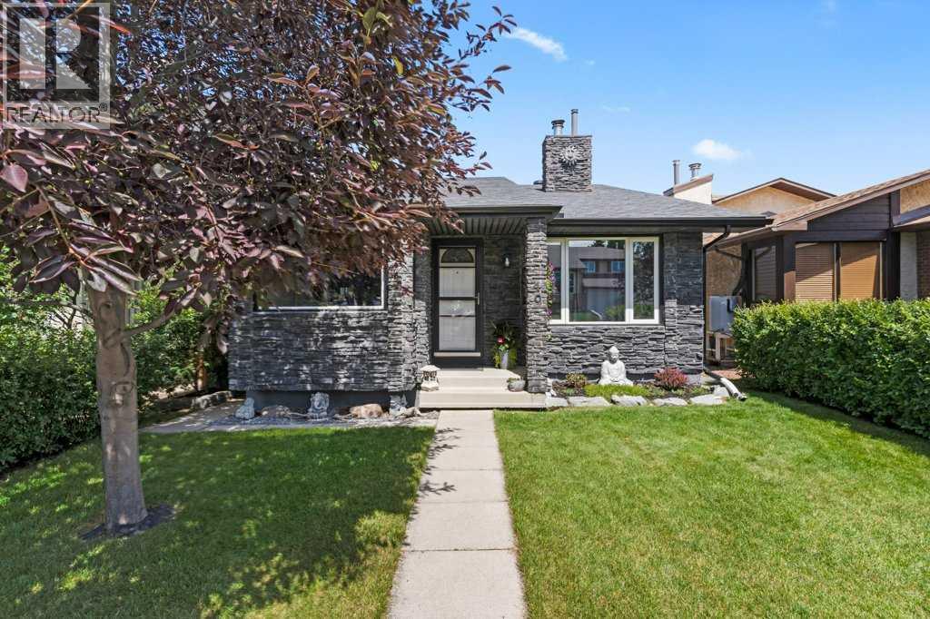40 Beacham Rise NW, Calgary, Alberta