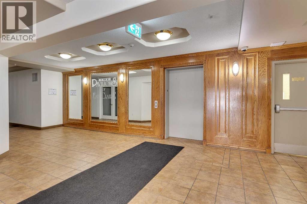 Single Family House for Sale in    Avenue SW Downtown Commercial Core Calgary 