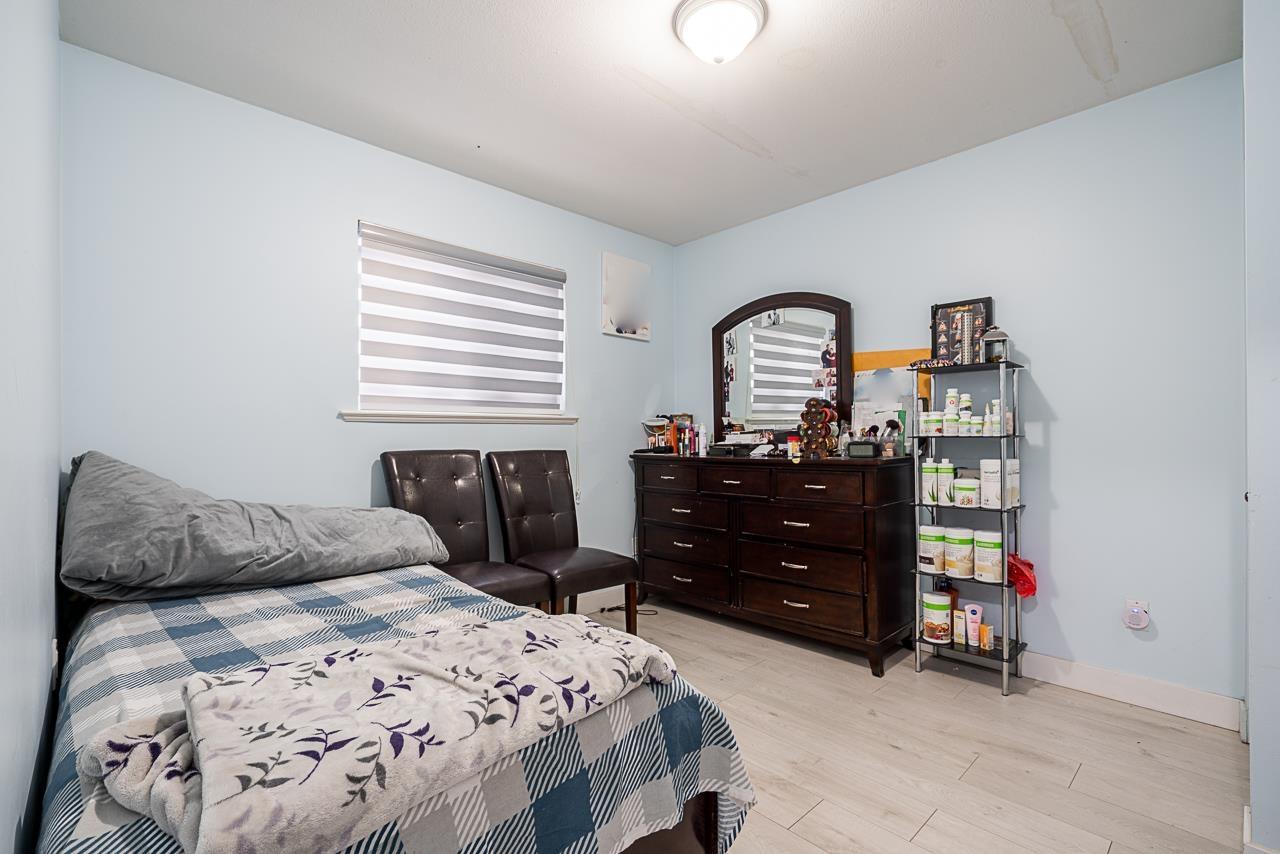 Photo 32 of 7366 144 A Street, Surrey BC