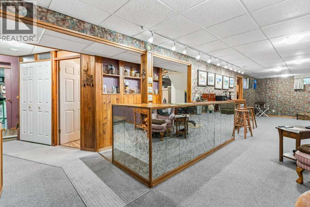Photo 35 of 6920 Hunterbow Crescent Nw, Calgary AB