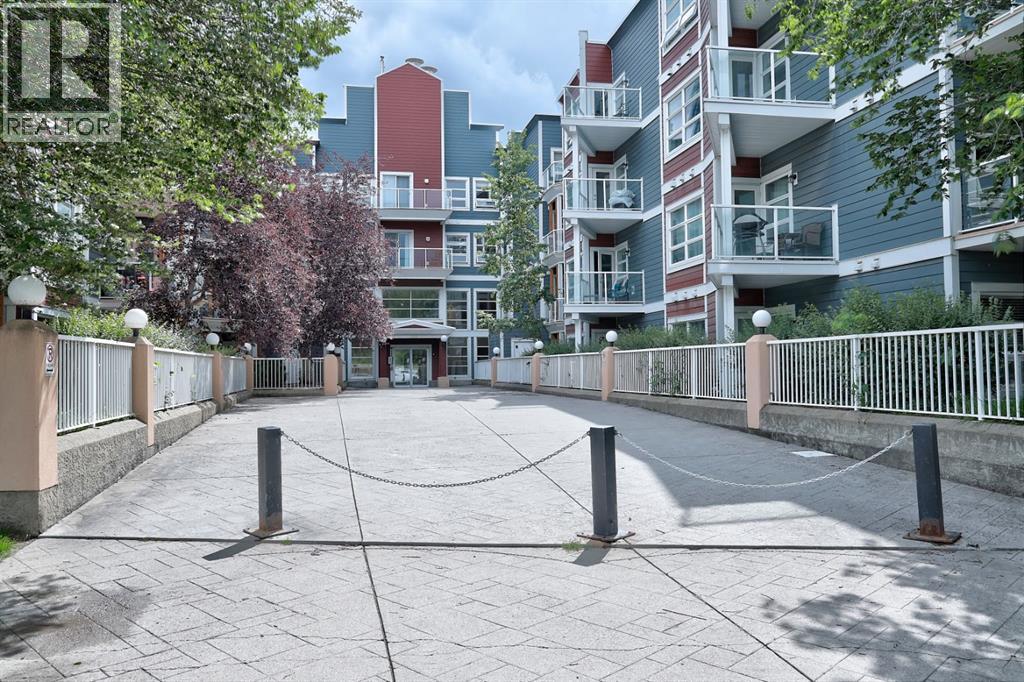 101, 333 Riverfront Avenue SE, Calgary, Alberta