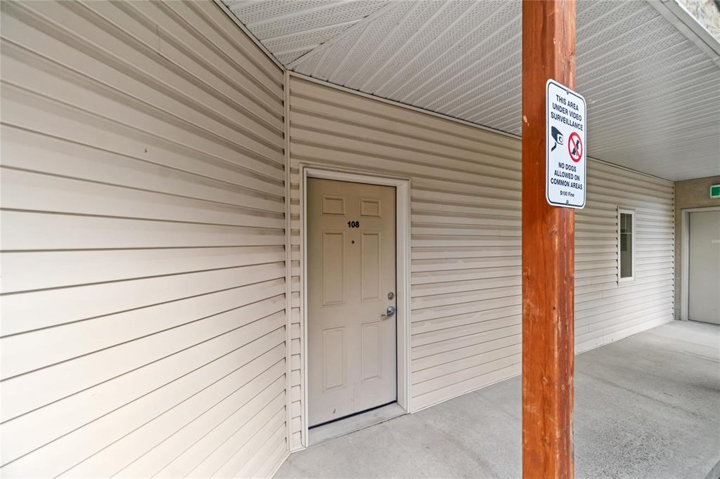 Photo 3 of 108 235 Bridgeland Drive, Winnipeg MB