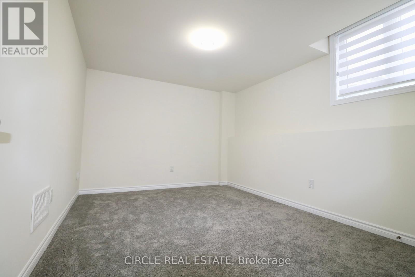Photo 10 of Lower 40 Valleybrook Road, Barrie ON