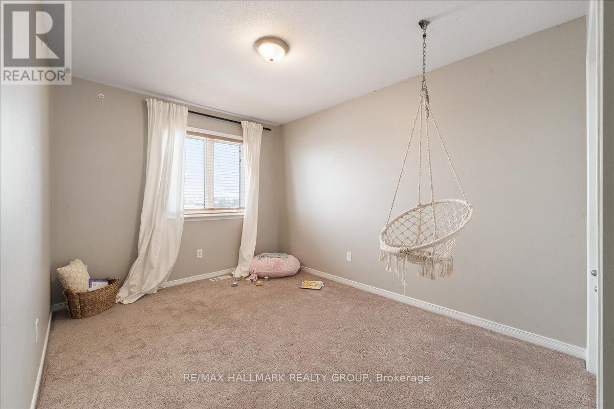 Photo 22 of 1780 Plainridge Crescent, Ottawa ON