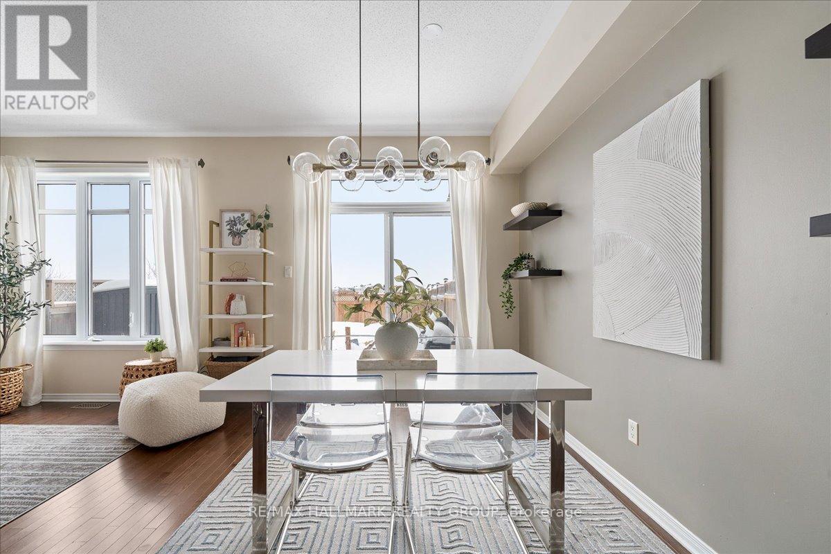 Photo 8 of 1780 Plainridge Crescent, Ottawa ON