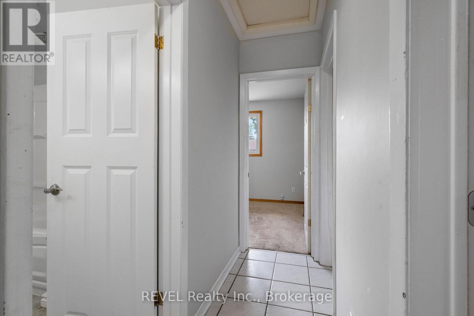 Photo 19 of 167 Wellington Street, Welland ON