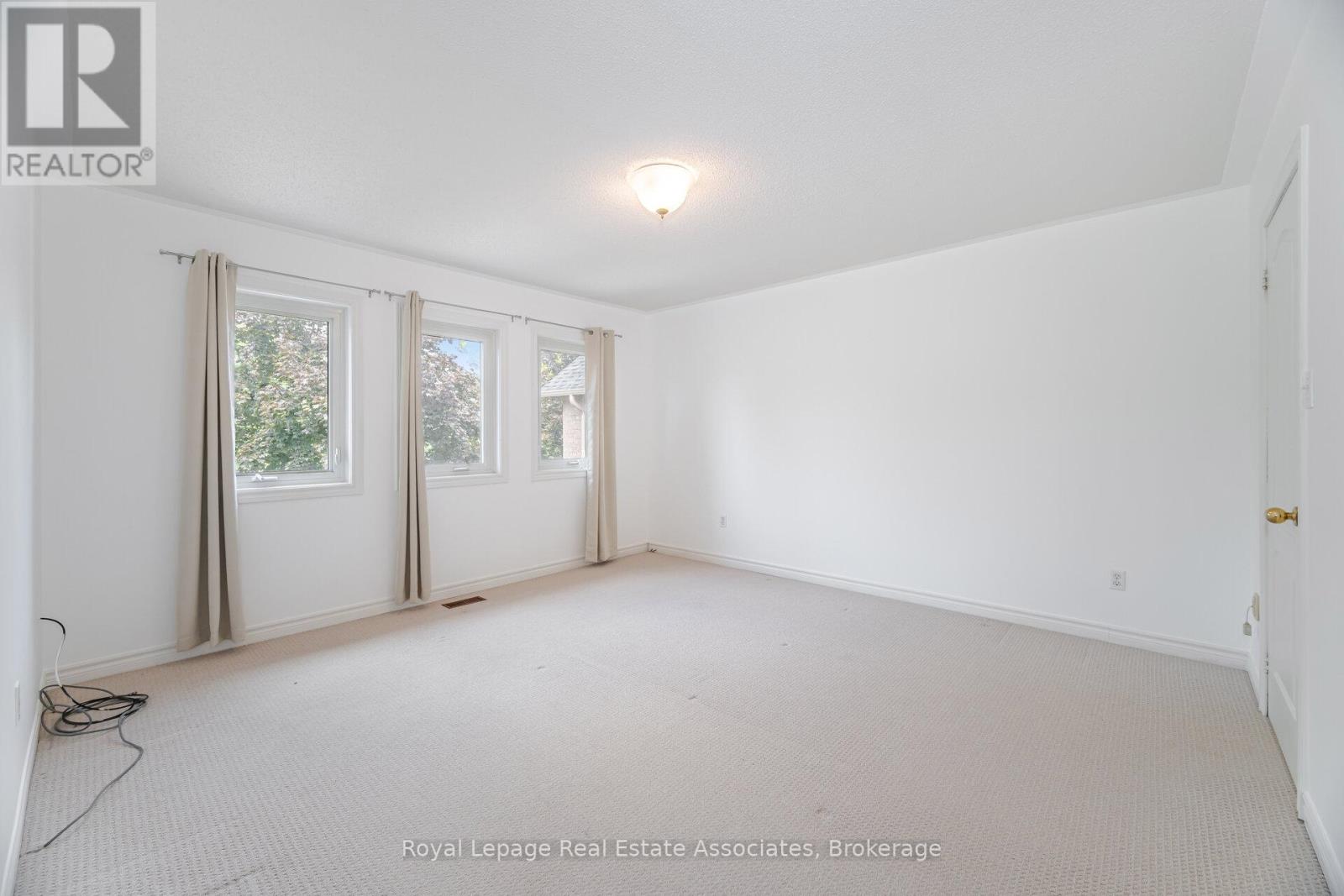 Photo 34 of 5496 Windy Hill Court, Mississauga ON