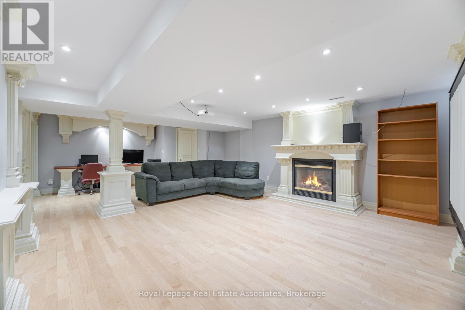 Photo 38 of 5496 Windy Hill Court, Mississauga ON