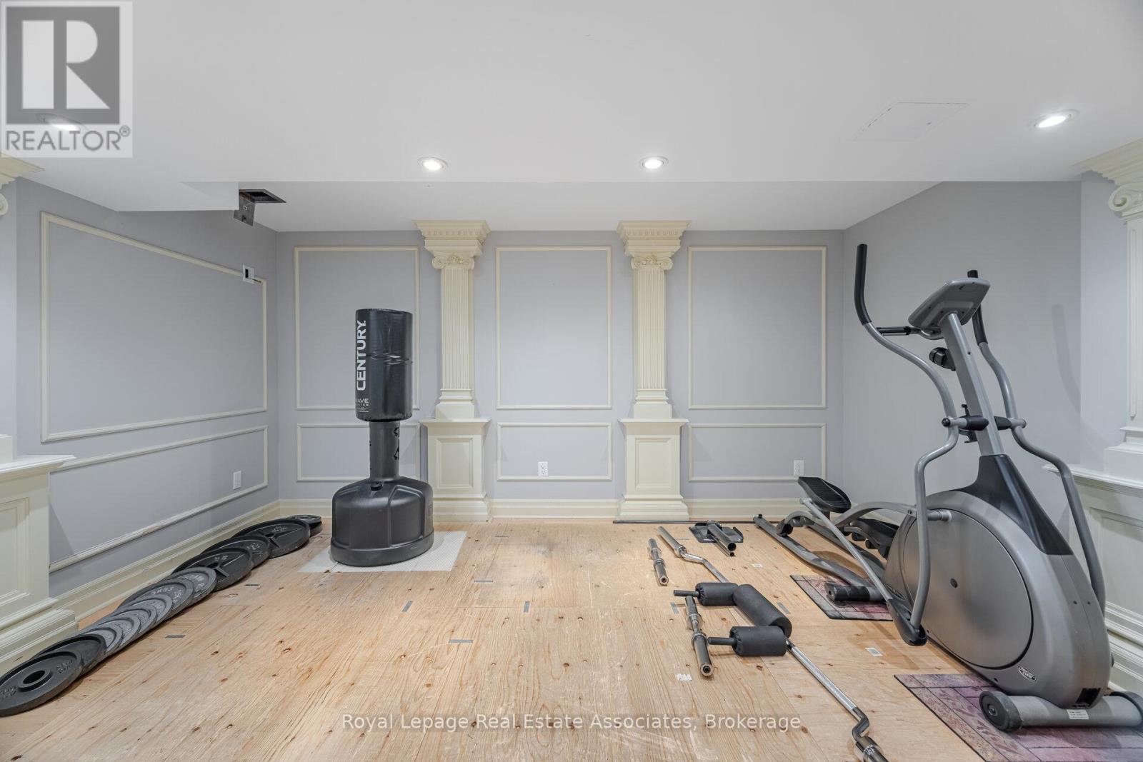 Photo 42 of 5496 Windy Hill Court, Mississauga ON