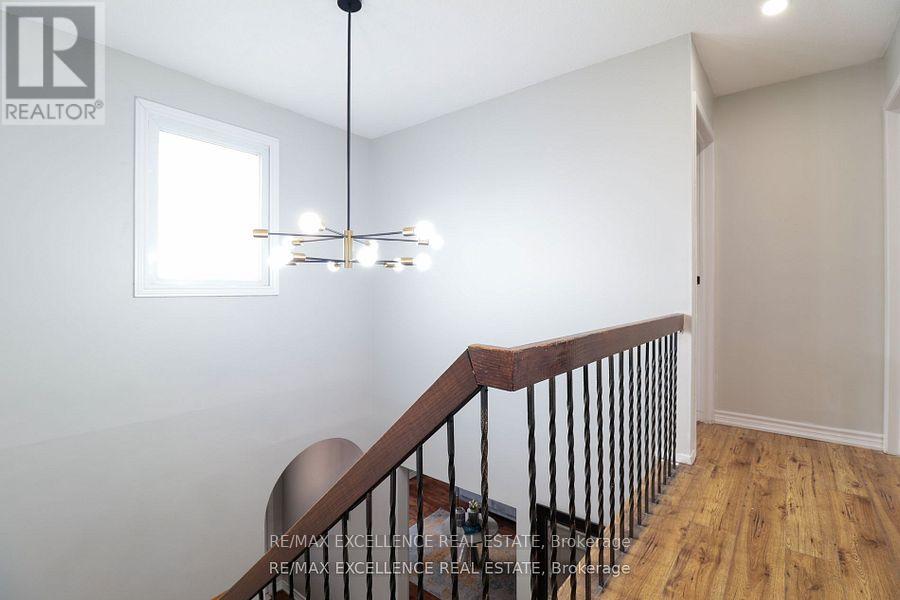 Photo 23 of 19 Mikado Crescent, Brampton ON