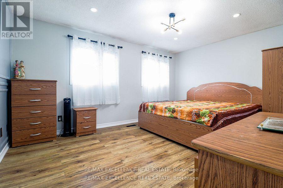 Photo 24 of 19 Mikado Crescent, Brampton ON