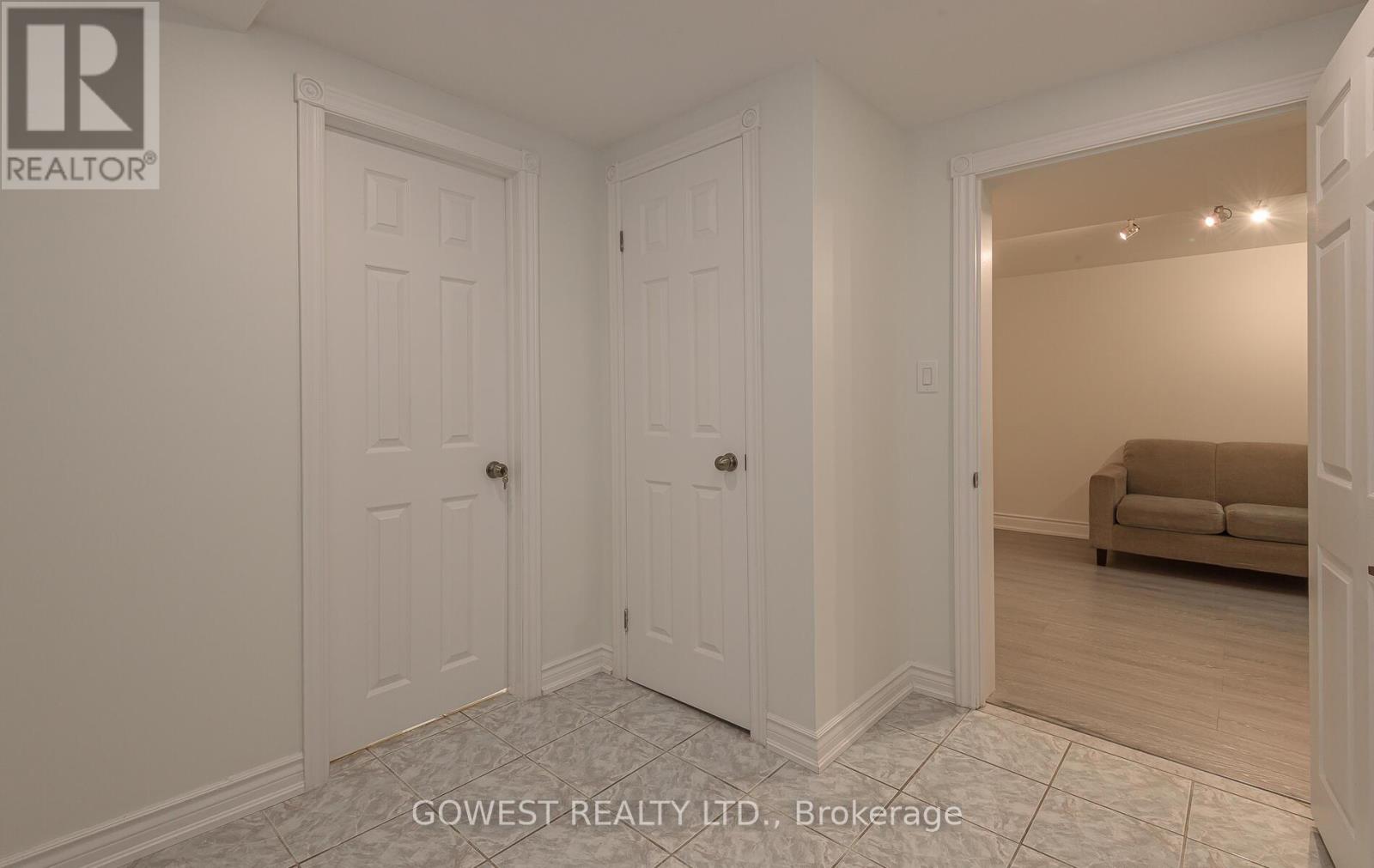 Photo 20 of Bsmt 3 Pottery Crescent, Brampton ON