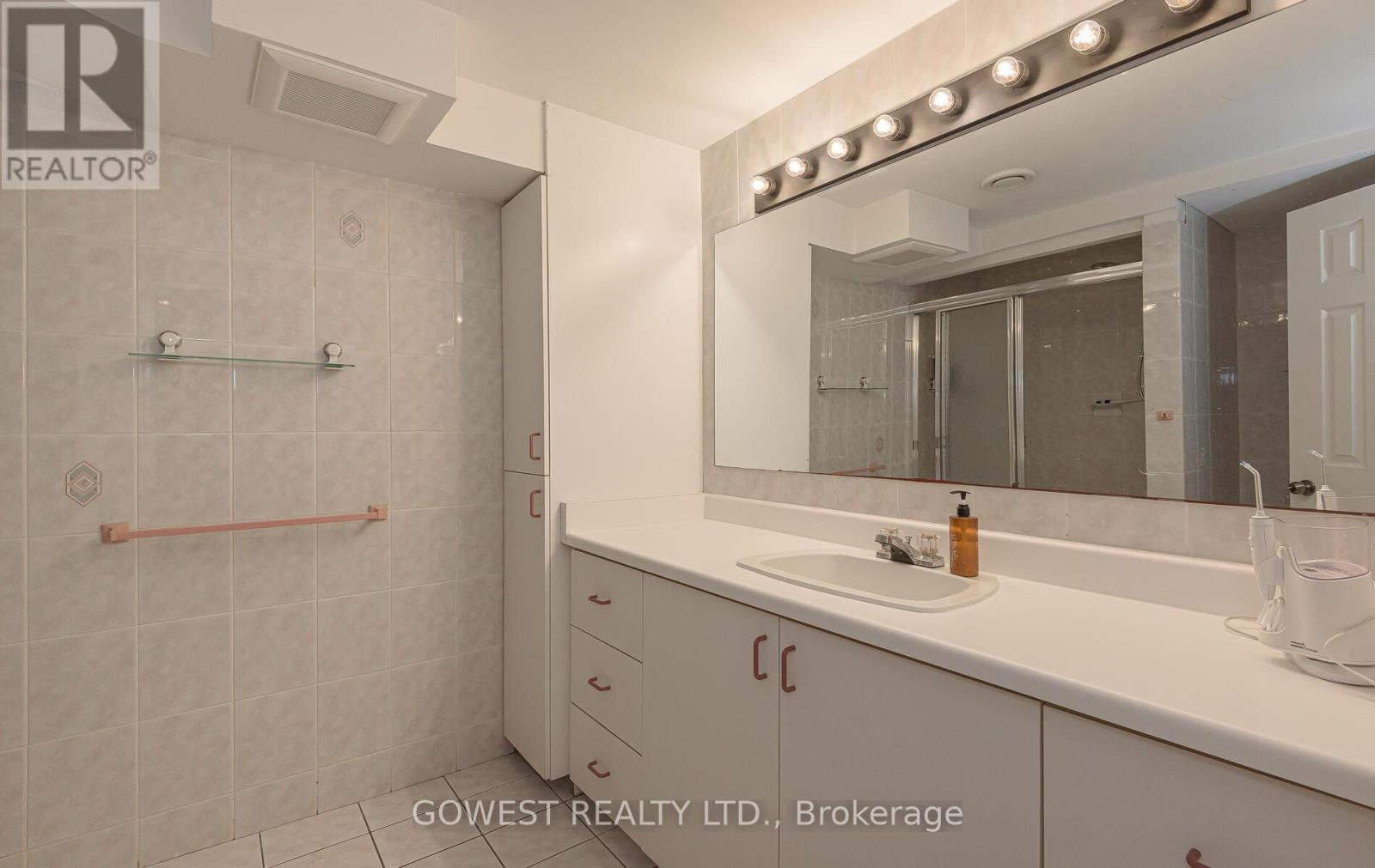 Photo 24 of Bsmt 3 Pottery Crescent, Brampton ON