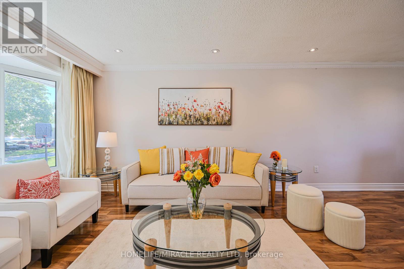 Photo 10 of 3273 Strabane Drive, Mississauga ON