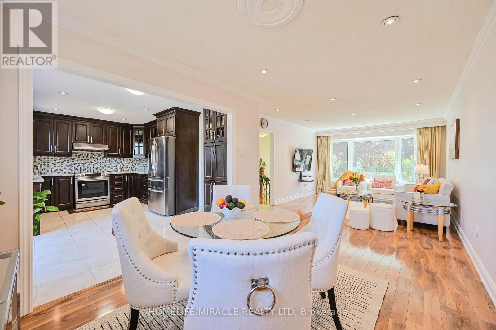 Photo 15 of 3273 Strabane Drive, Mississauga ON