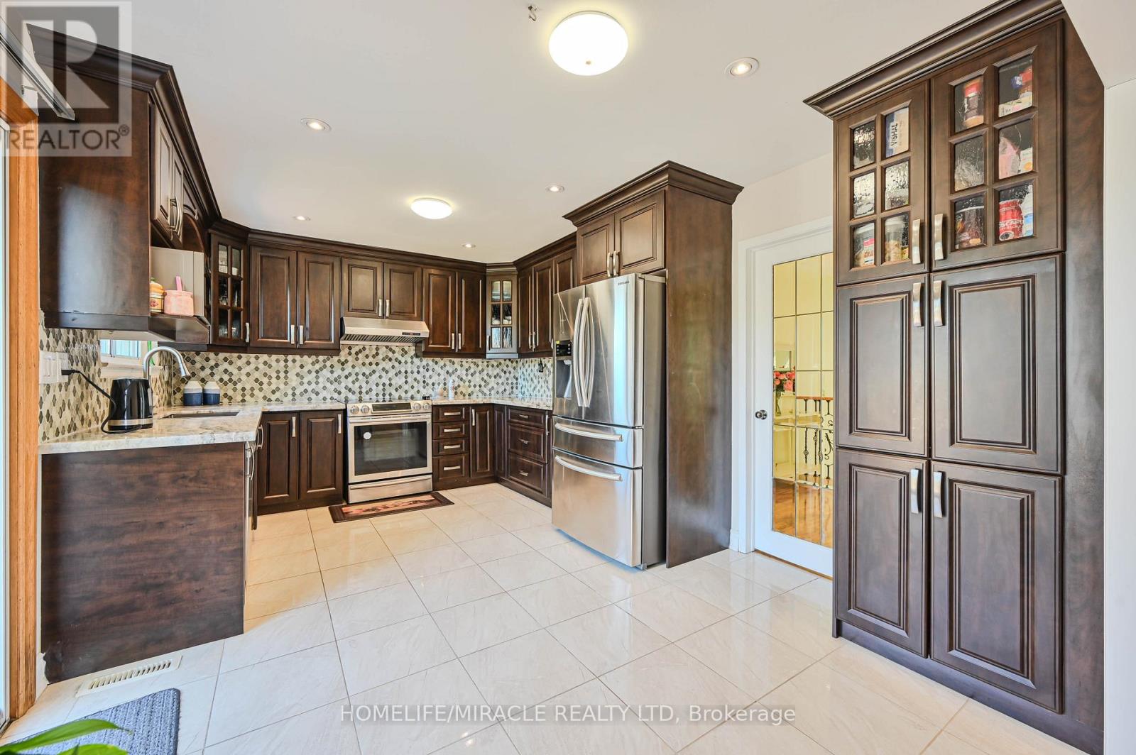 Photo 17 of 3273 Strabane Drive, Mississauga ON