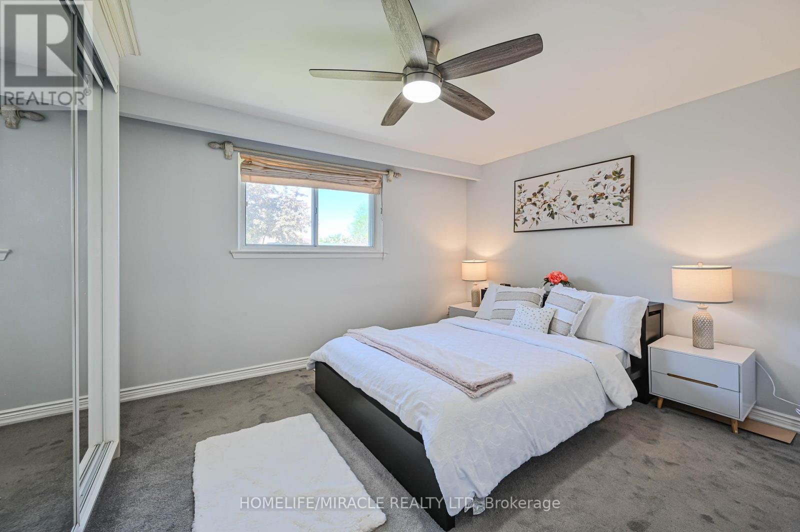 Photo 22 of 3273 Strabane Drive, Mississauga ON