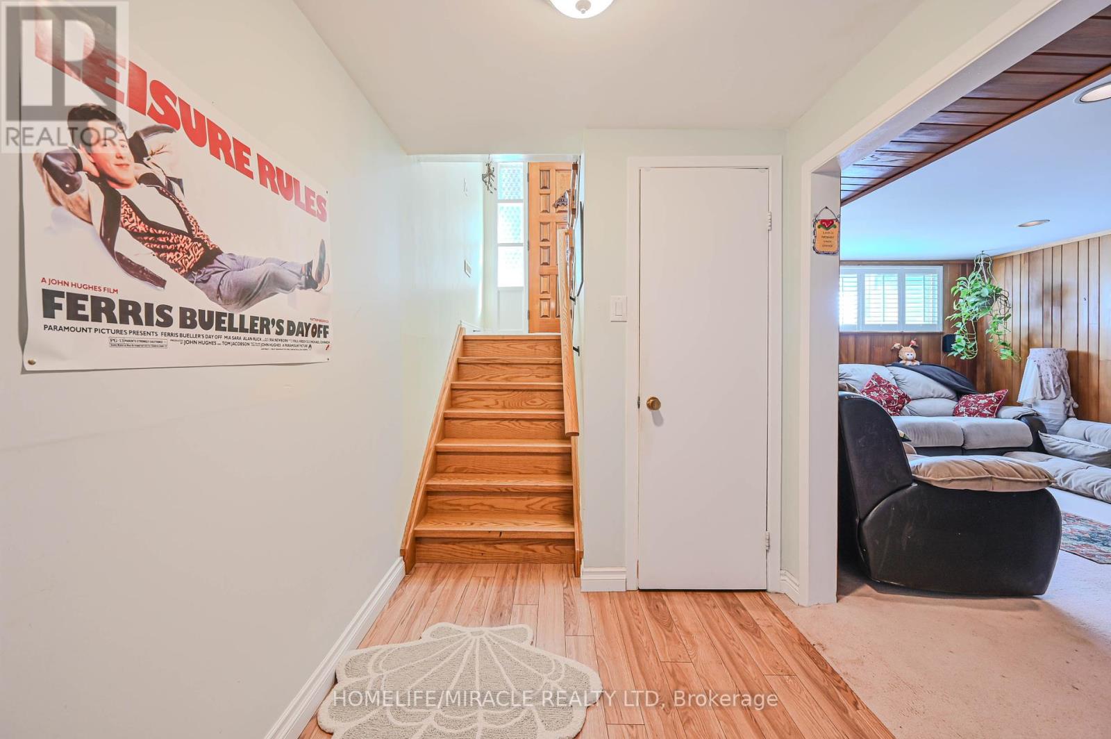 Photo 33 of 3273 Strabane Drive, Mississauga ON