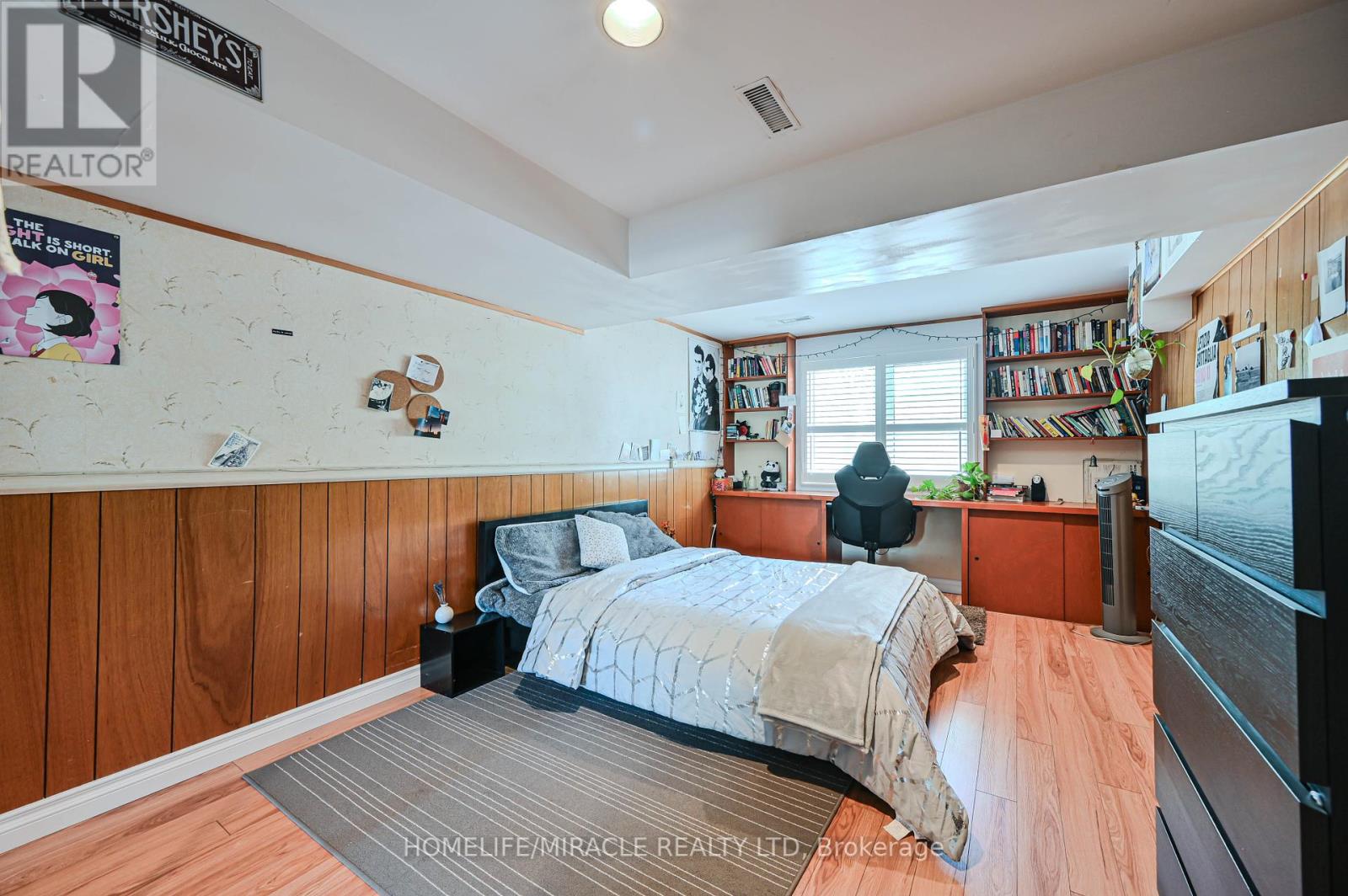 Photo 38 of 3273 Strabane Drive, Mississauga ON