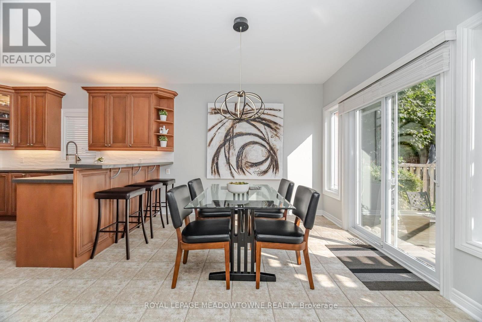 Photo 14 of 6756 Early Settler Row, Mississauga ON