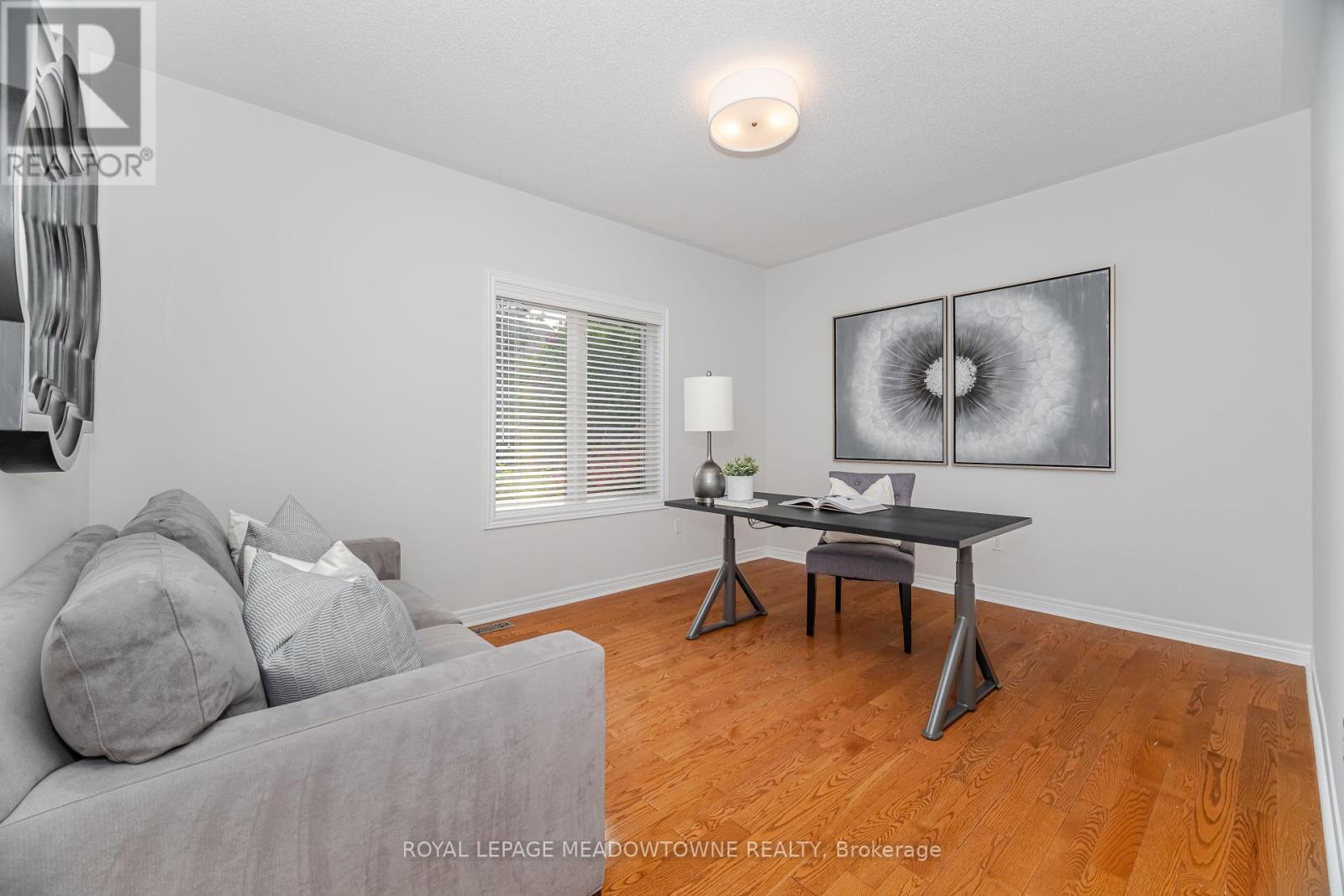 Photo 21 of 6756 Early Settler Row, Mississauga ON