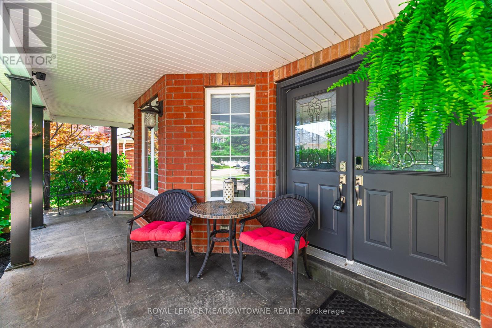 Photo 3 of 6756 Early Settler Row, Mississauga ON