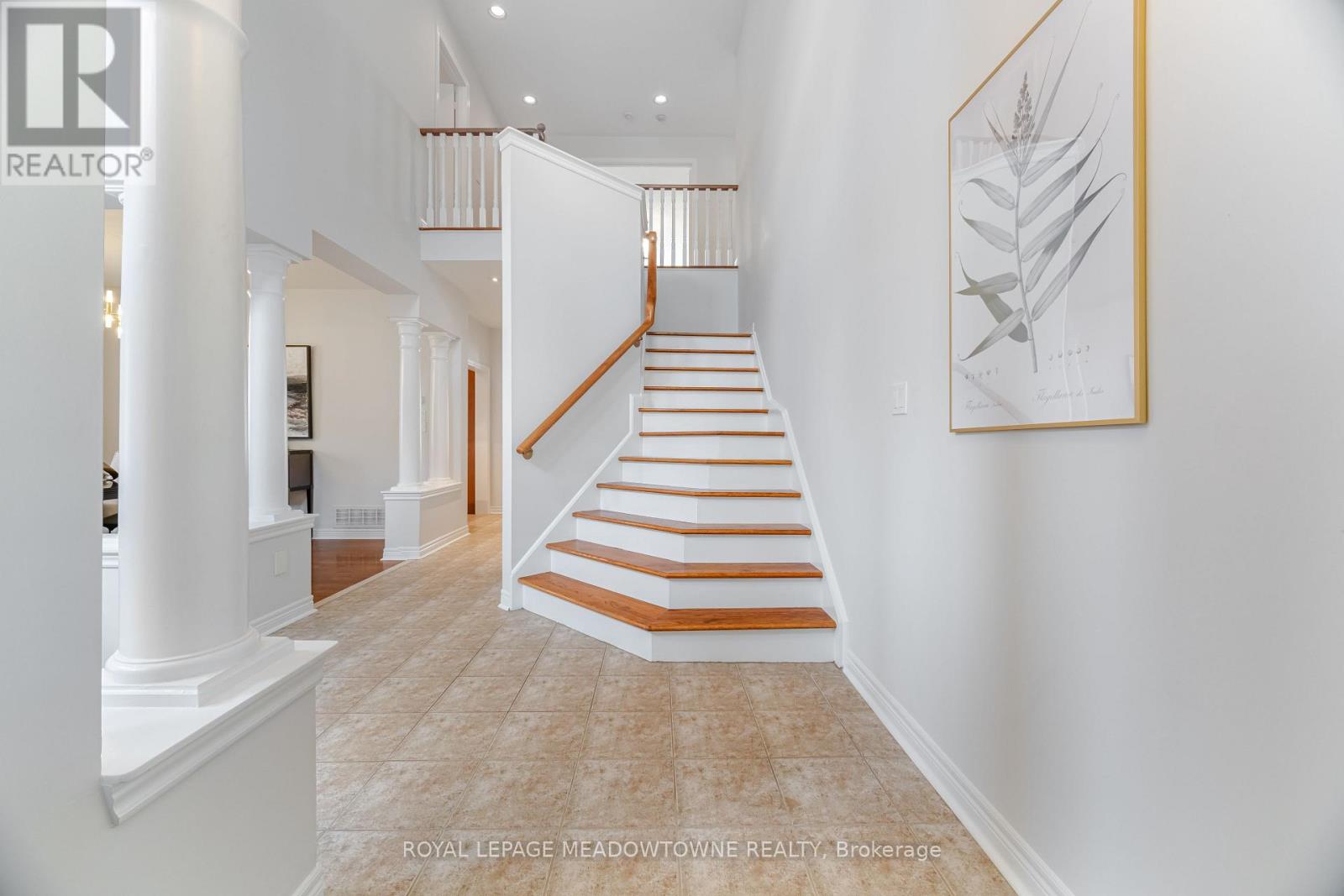 Photo 5 of 6756 Early Settler Row, Mississauga ON