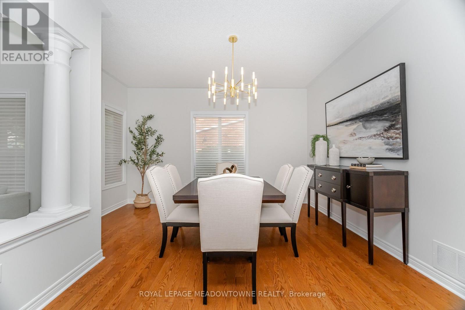 Photo 9 of 6756 Early Settler Row, Mississauga ON