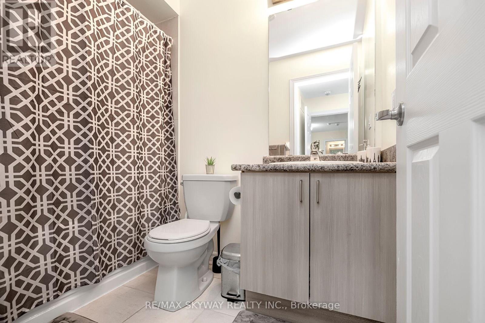 Photo 31 of 10 200 Veterans Drive, Brampton ON