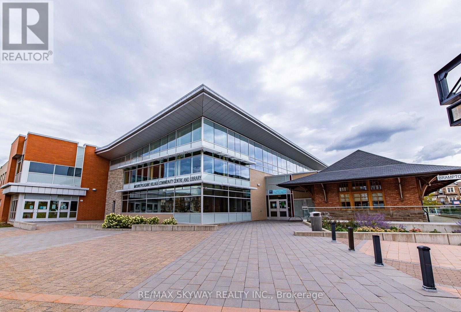 Photo 44 of 10 200 Veterans Drive, Brampton ON