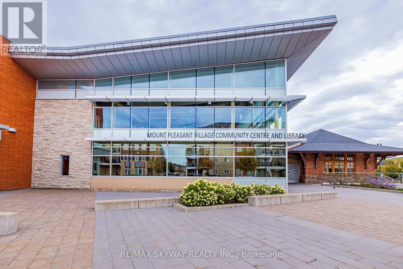 Photo 45 of 10 200 Veterans Drive, Brampton ON