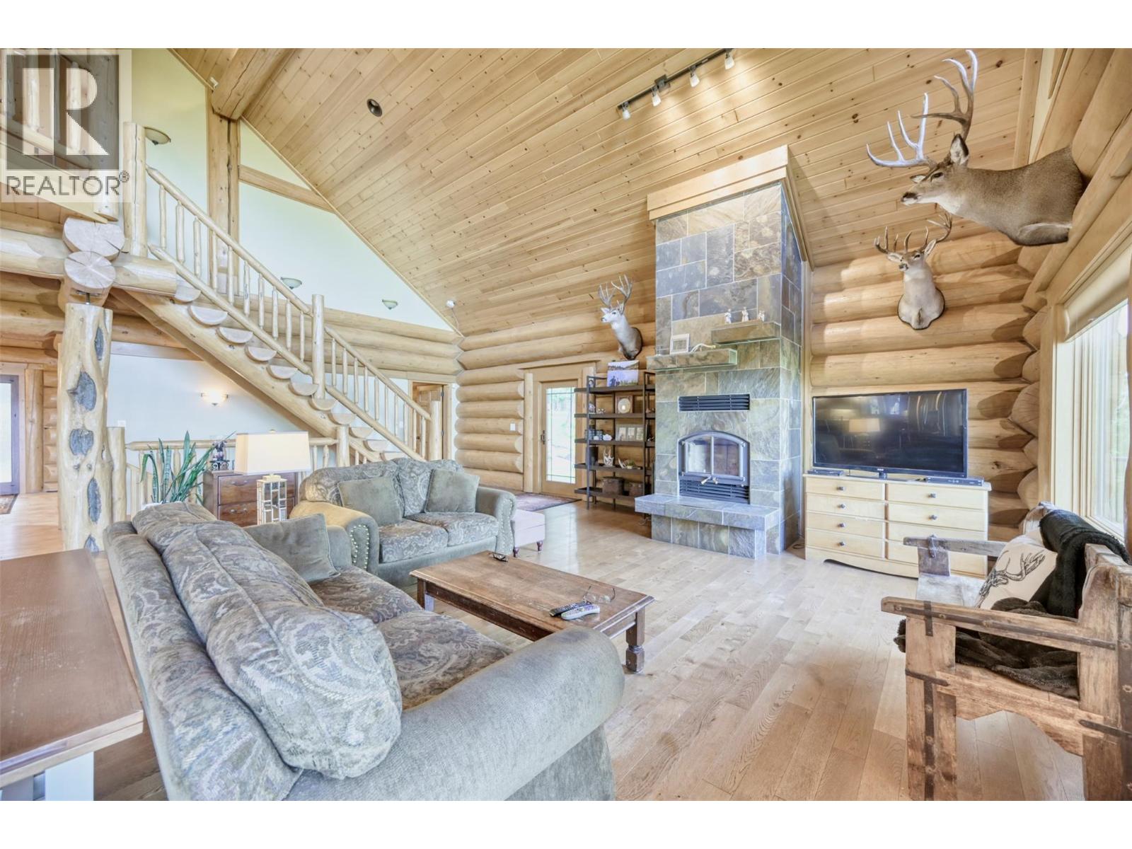 6470 Mckinney Road, Oliver