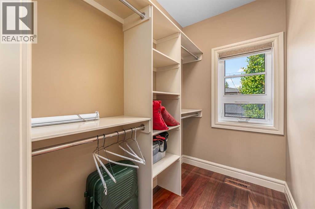 Single Family House for Sale in   Street SW Killarney/Glengarry Calgary 