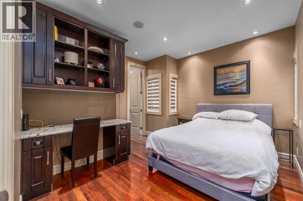 Single Family House for Sale in   Street SW Killarney/Glengarry Calgary 