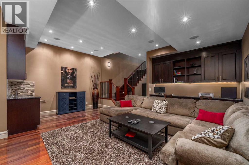 Single Family House for Sale in   Street SW Killarney/Glengarry Calgary 