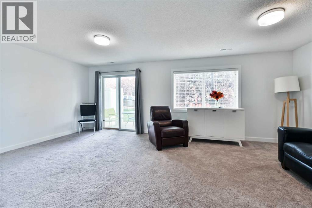 Single Family House for Sale in  Rocky Vista Circle NW Rocky Ridge Calgary 