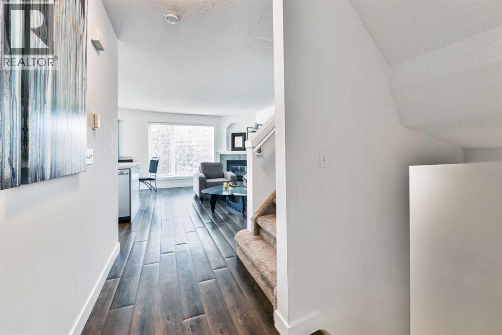 Single Family House for Sale in  Rocky Vista Circle NW Rocky Ridge Calgary 