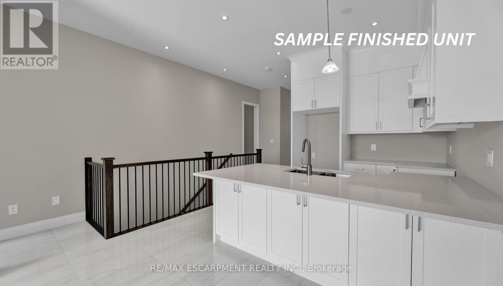 Photo 7 of 912 Garden Court Crescent, Woodstock ON