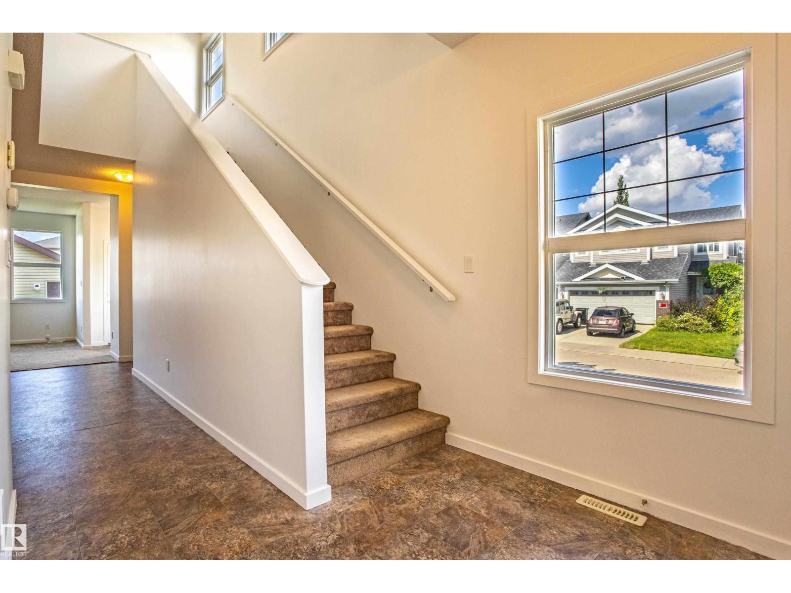 Photo 20 of 4062 Alexander Wy Sw, Edmonton AB